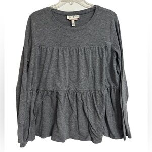 Jessica Simpson nursing top size large